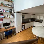 Spacious Duplex 70M2 Fully Equiped In Oberkampf